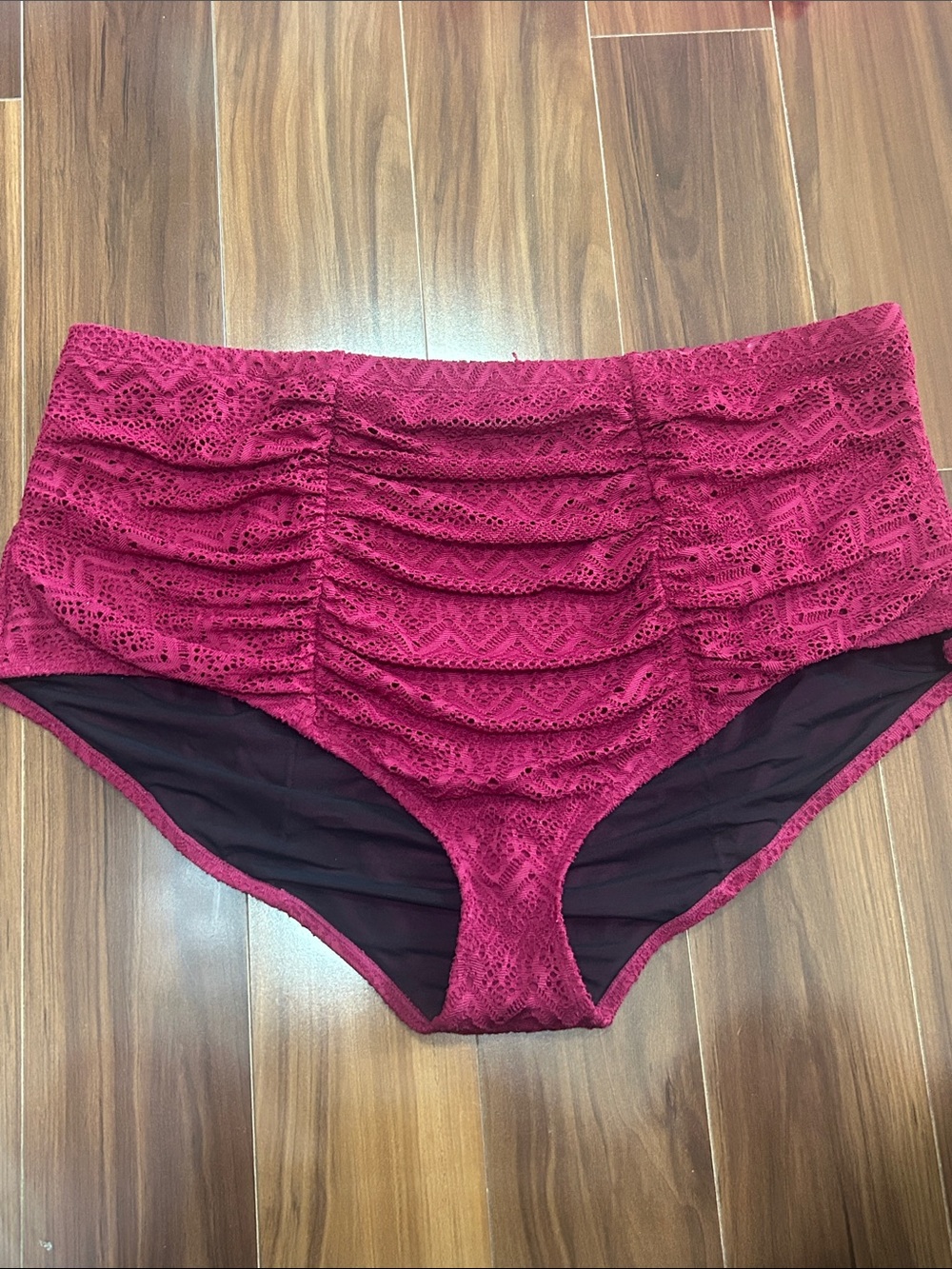 Size 4 Torrid Swim crochet bikini bottoms